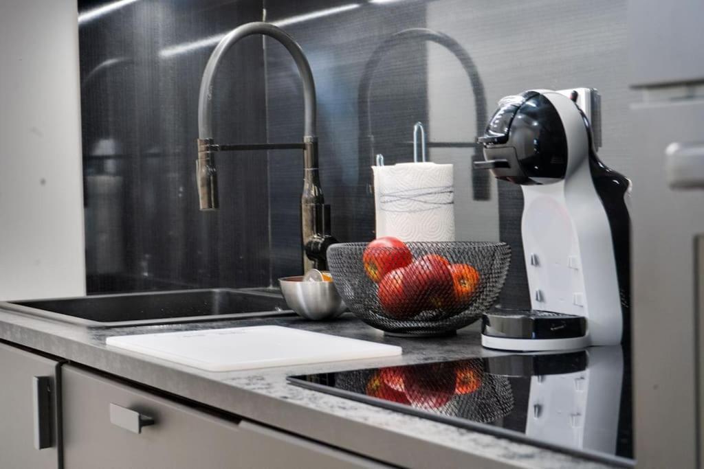 Best Location In Tampere! Modern City Apartment, 2Rooms, Kitchen And Balcony Zewnętrze zdjęcie
